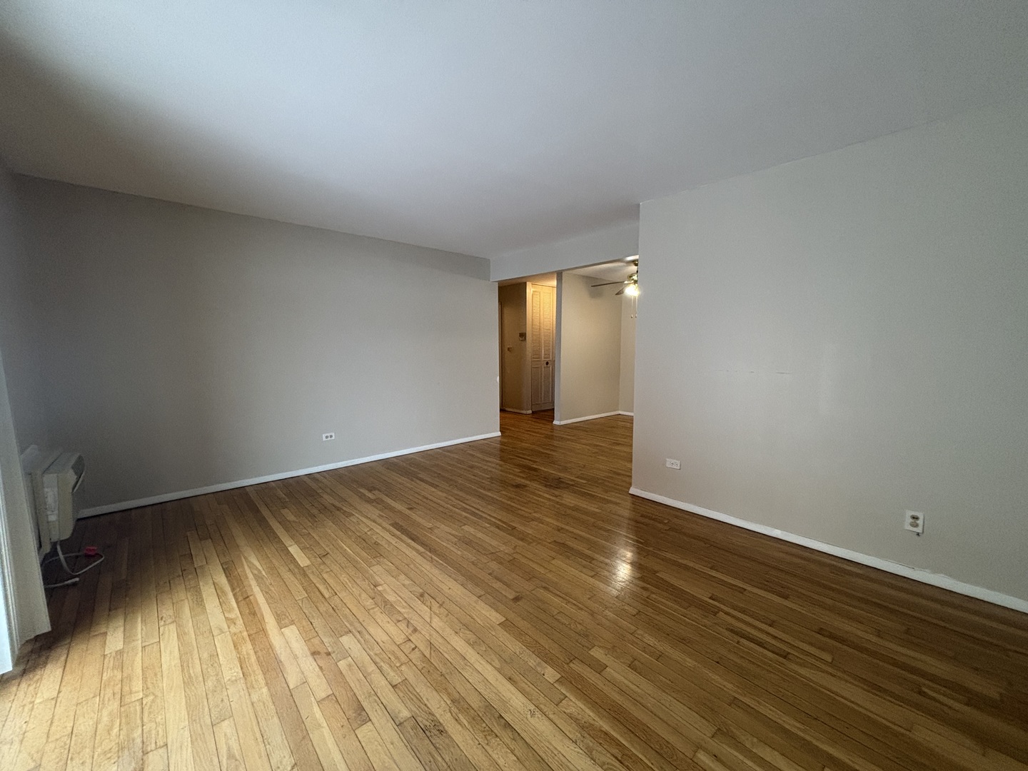 9546 Dee Road #1F, Des Plaines, IL 60016