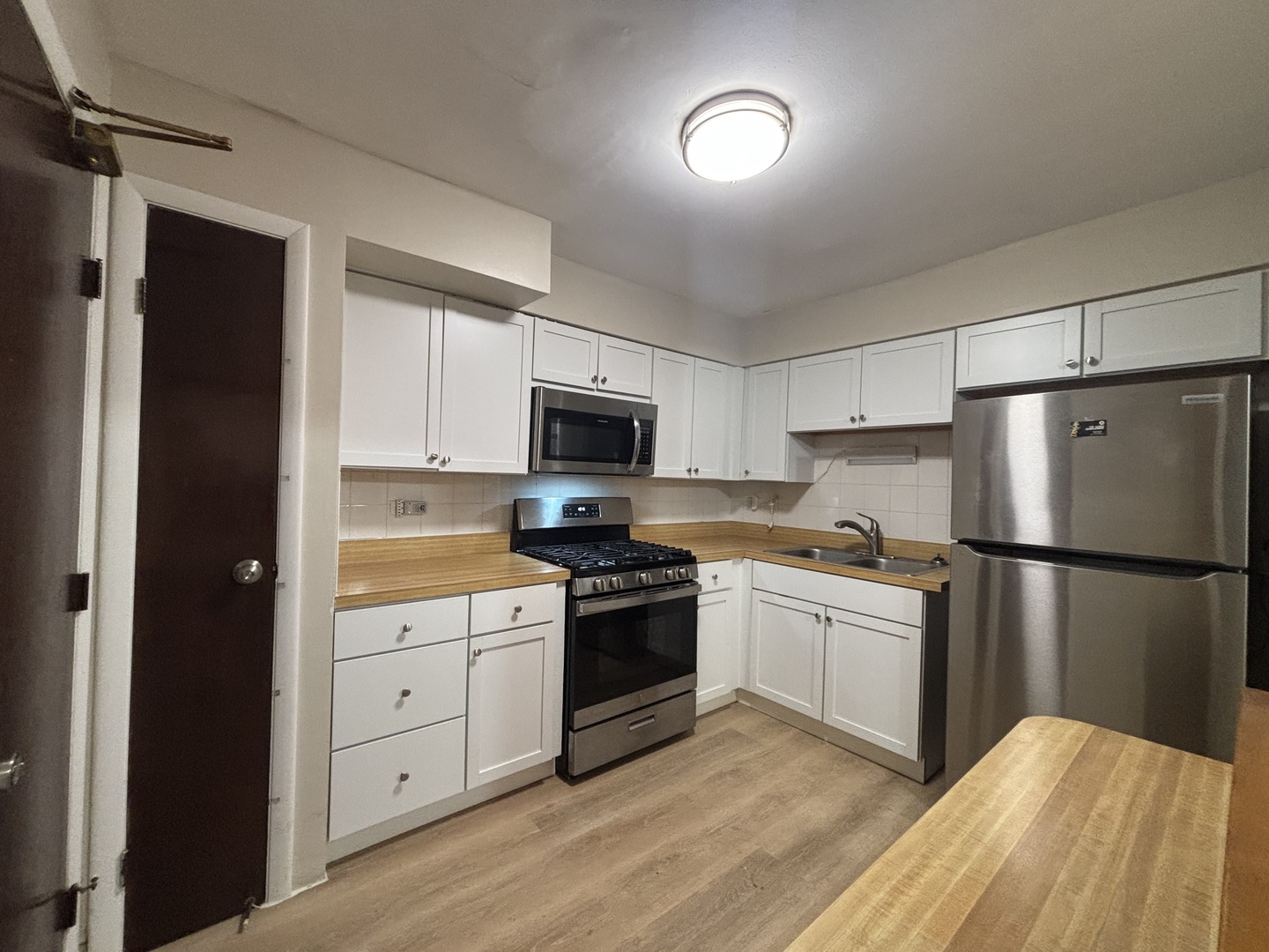 9546 Dee Road #1F, Des Plaines, IL 60016