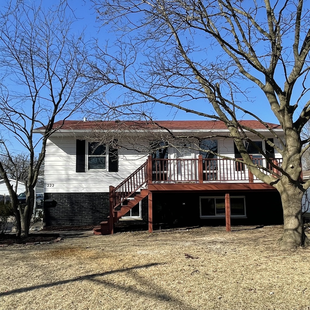 222 Saint Marys Parkway, Buffalo Grove, IL 60089