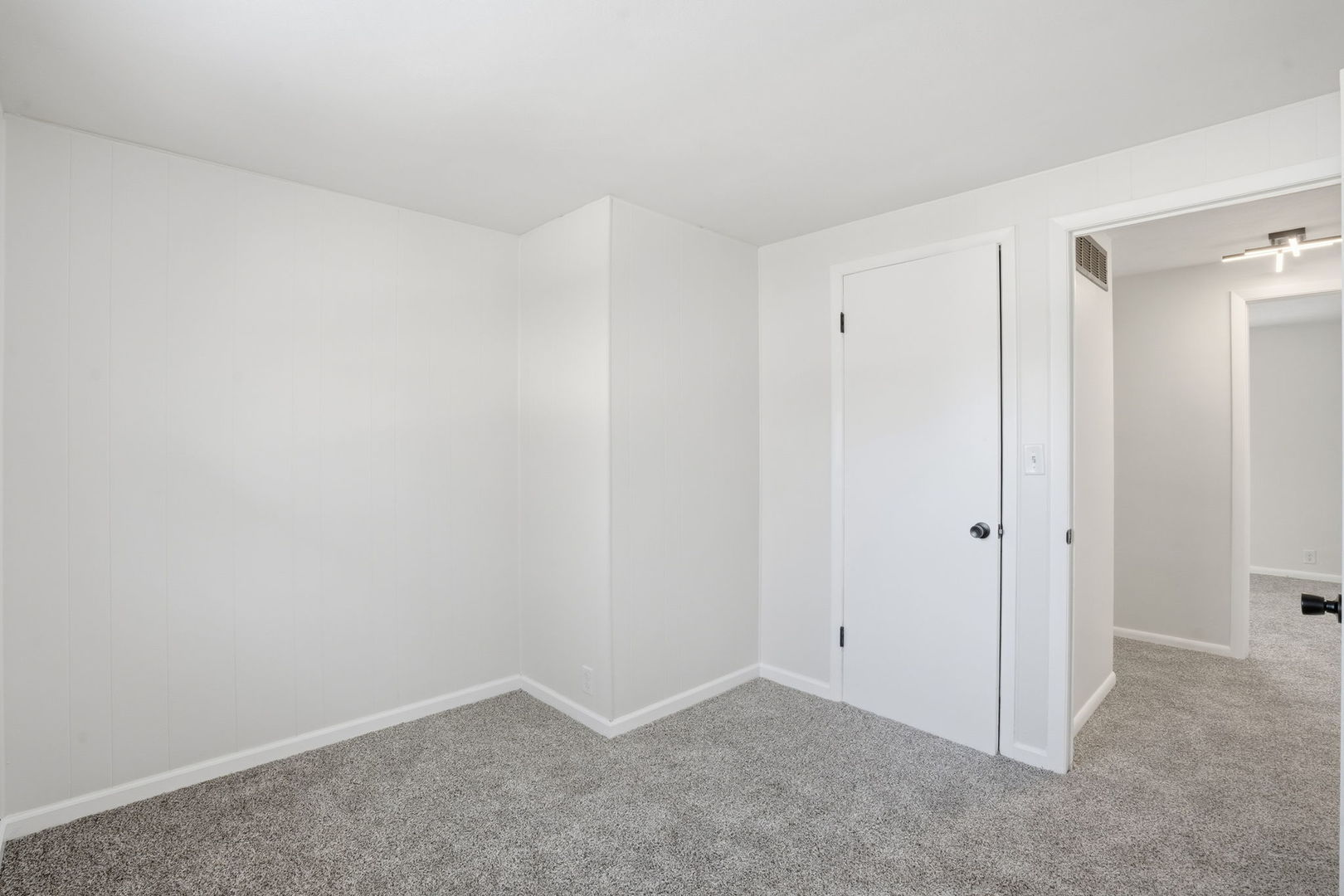 1519 Parklane Drive, Bettendorf, IA 52722