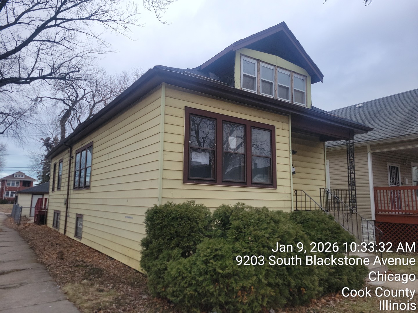 9201 S Blackstone Avenue, Chicago, IL 60619
