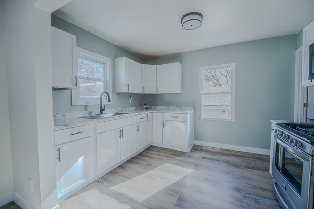 806 Woods Avenue, Joliet, IL 60436