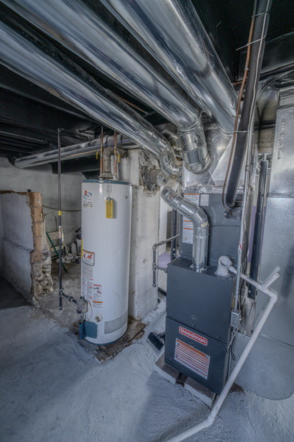 806 Woods Avenue, Joliet, IL 60436