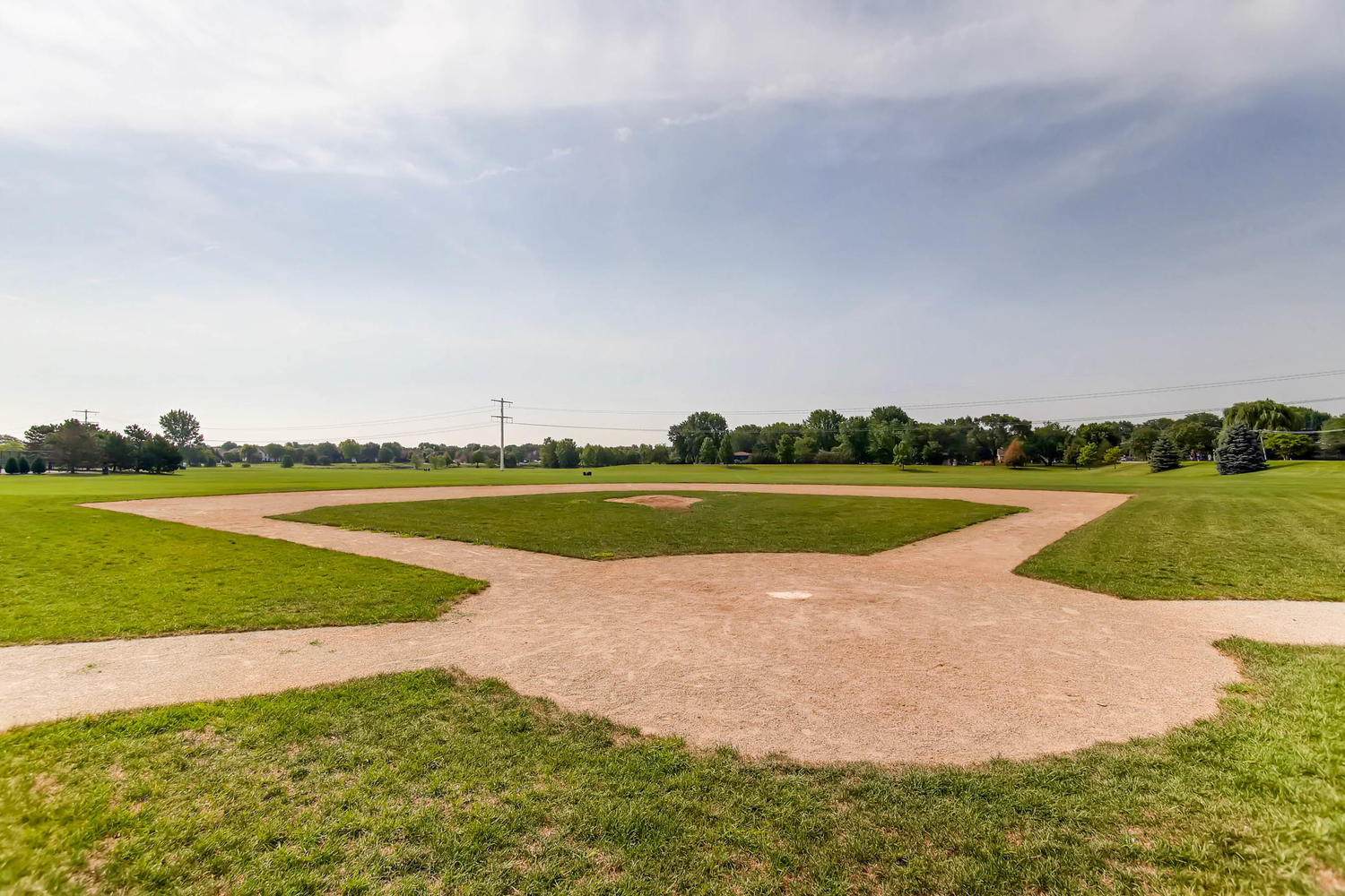 3212 Bennett Drive, Naperville, IL 60564