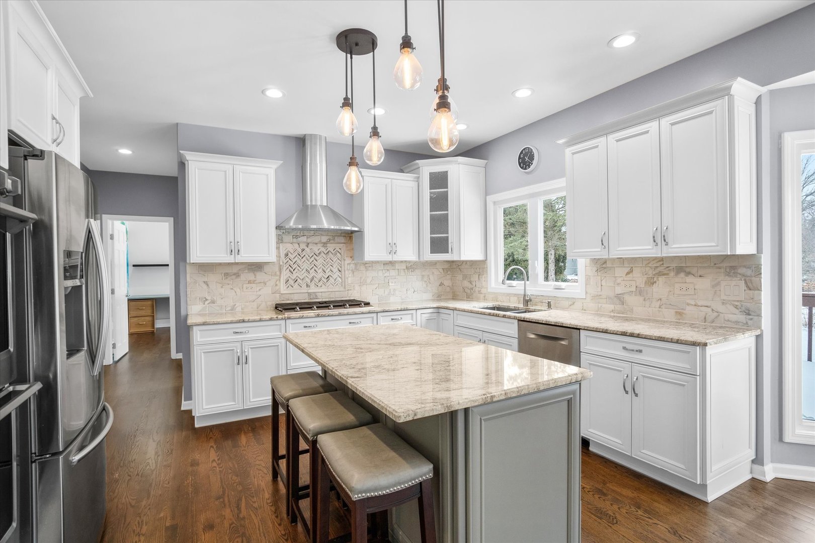 3212 Bennett Drive, Naperville, IL 60564