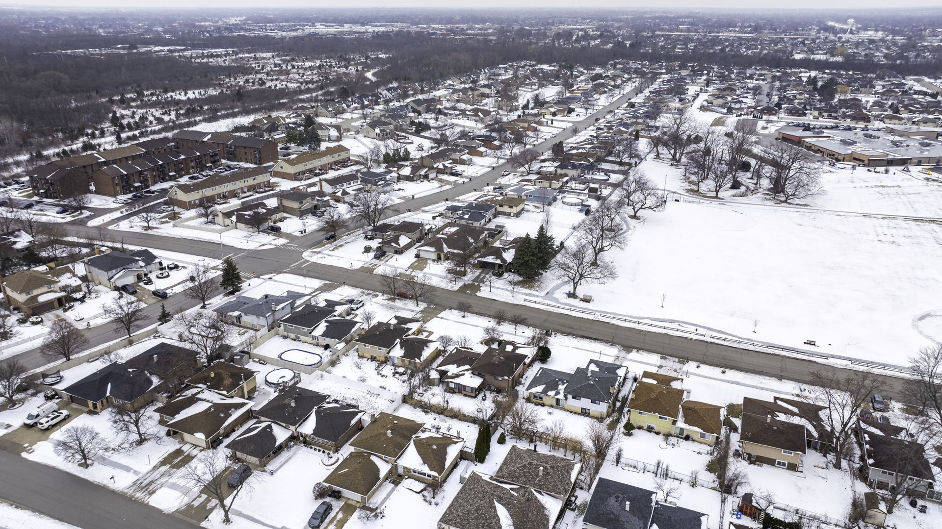 15601 Ridgeland Avenue, Oak Forest, IL 60452