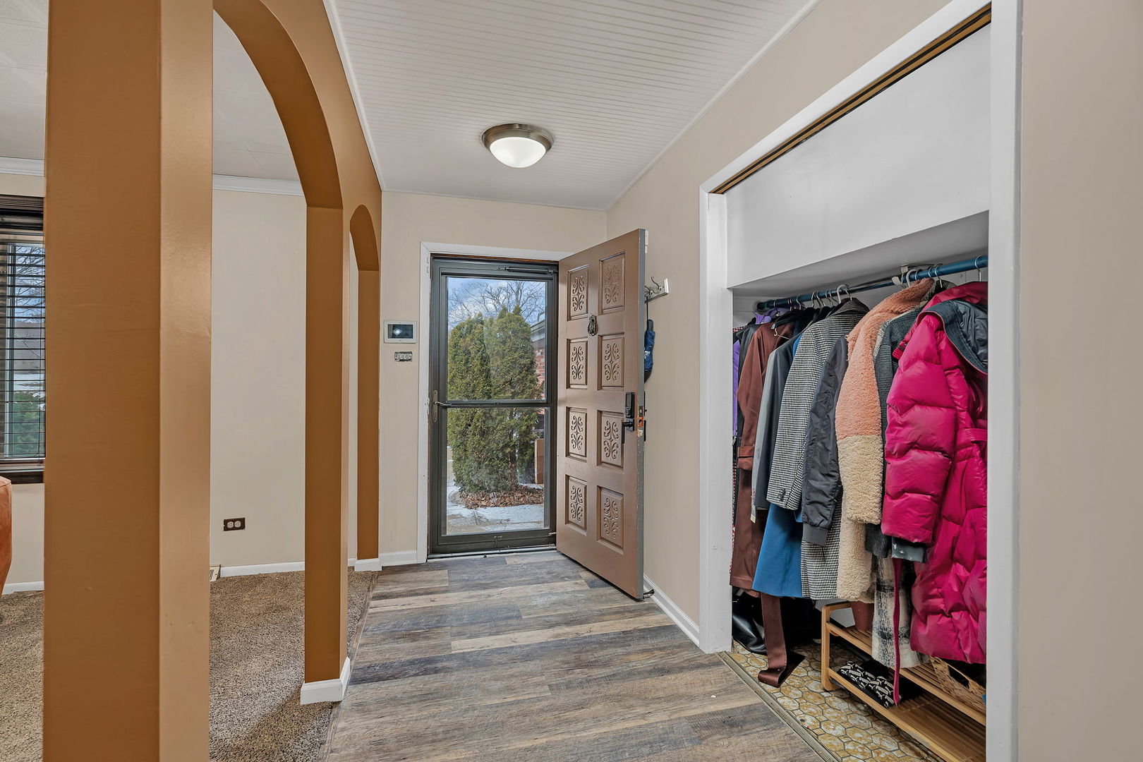 15601 Ridgeland Avenue, Oak Forest, IL 60452