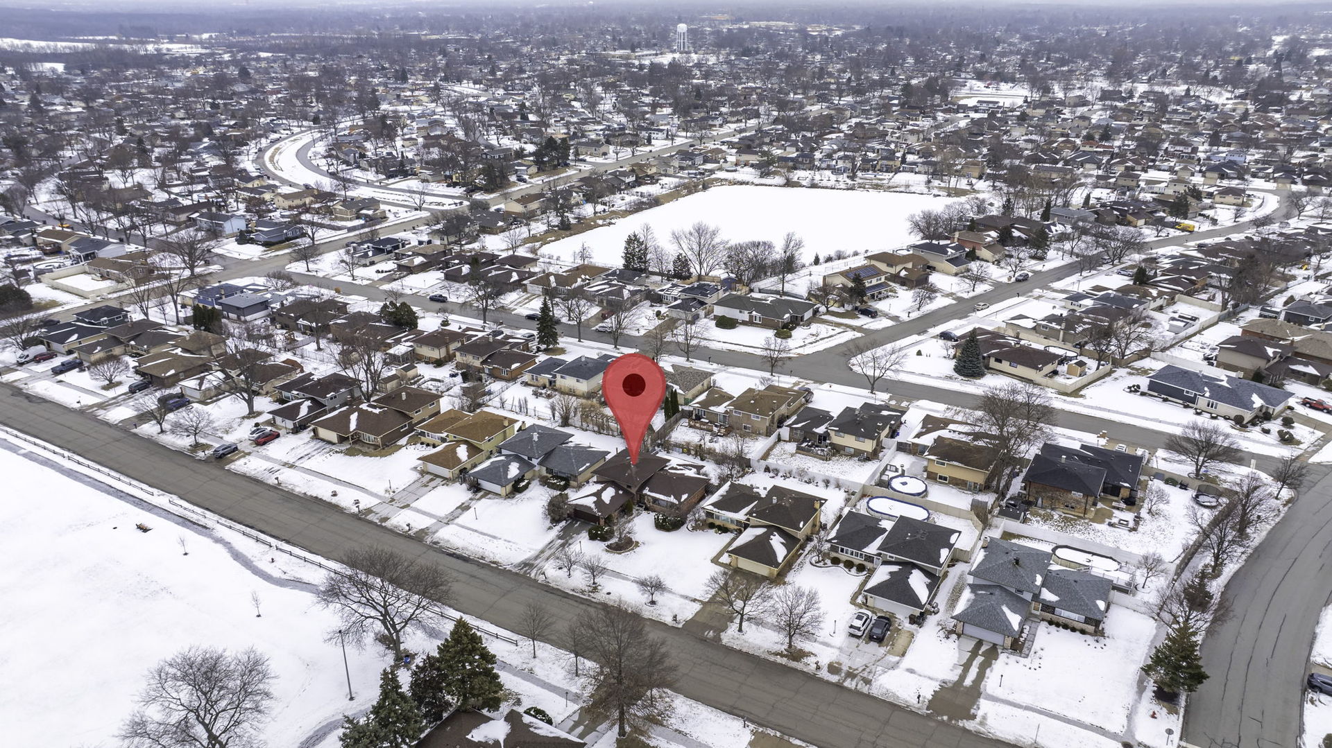 15601 Ridgeland Avenue, Oak Forest, IL 60452