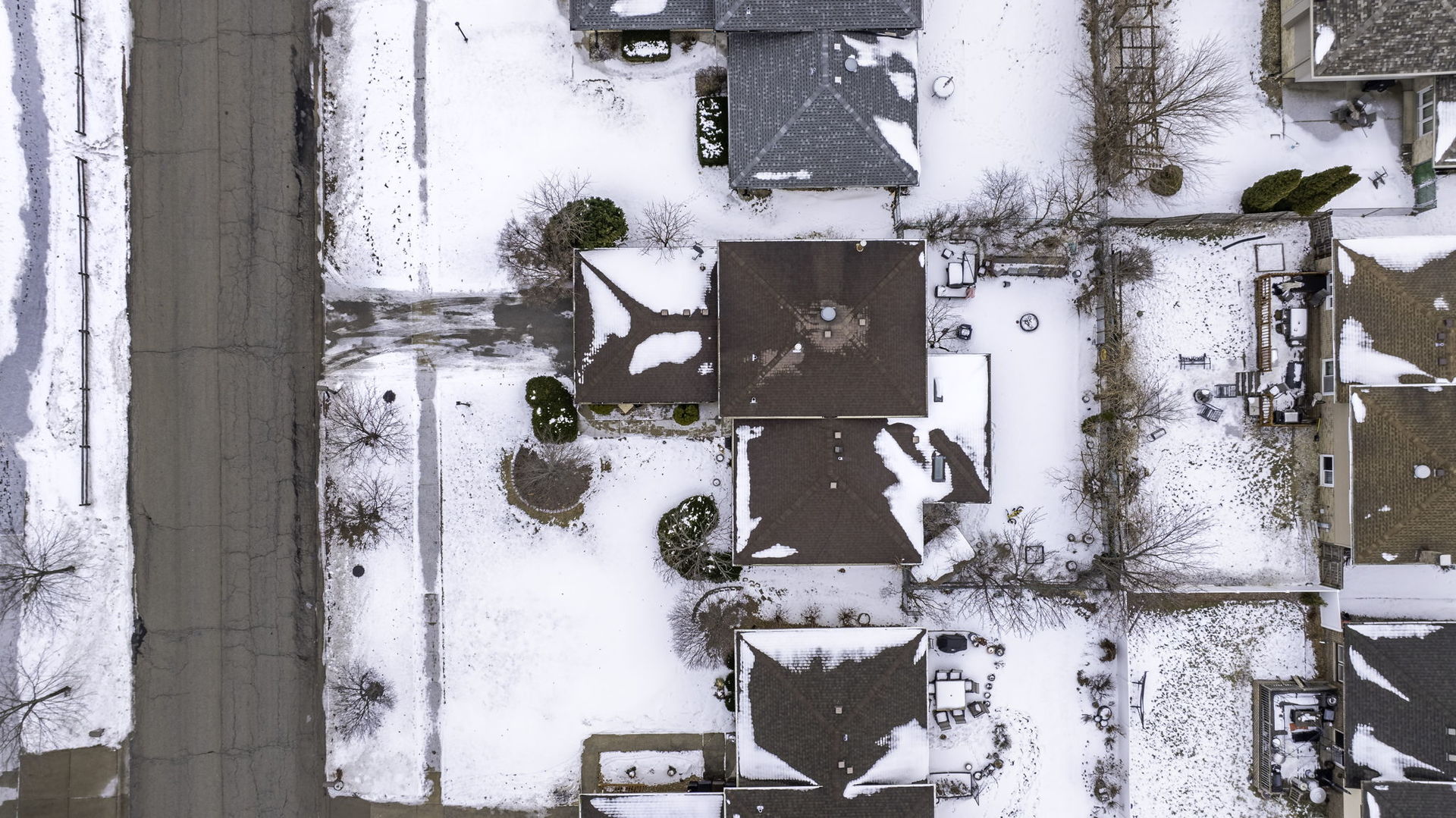 15601 Ridgeland Avenue, Oak Forest, IL 60452