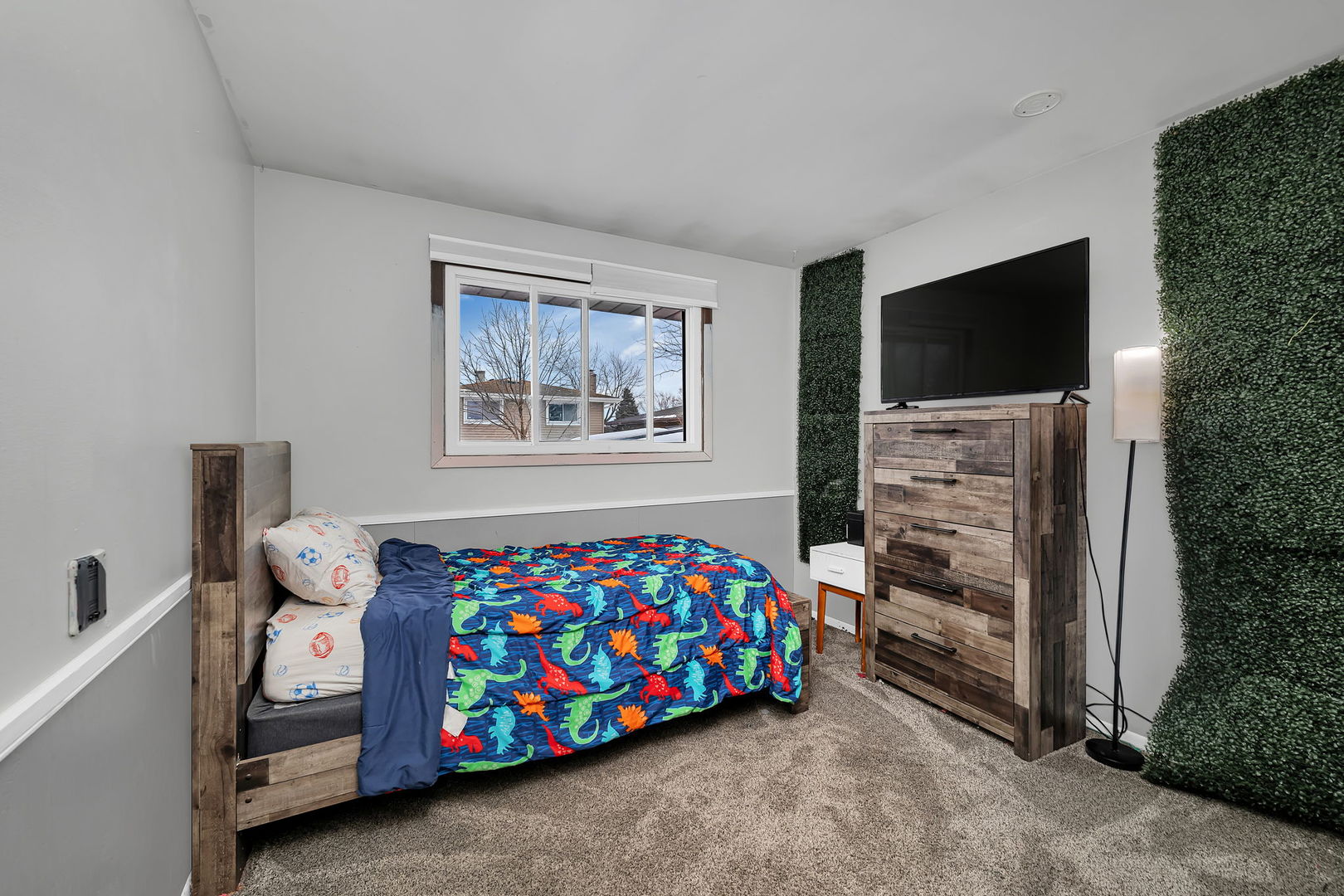 15601 Ridgeland Avenue, Oak Forest, IL 60452