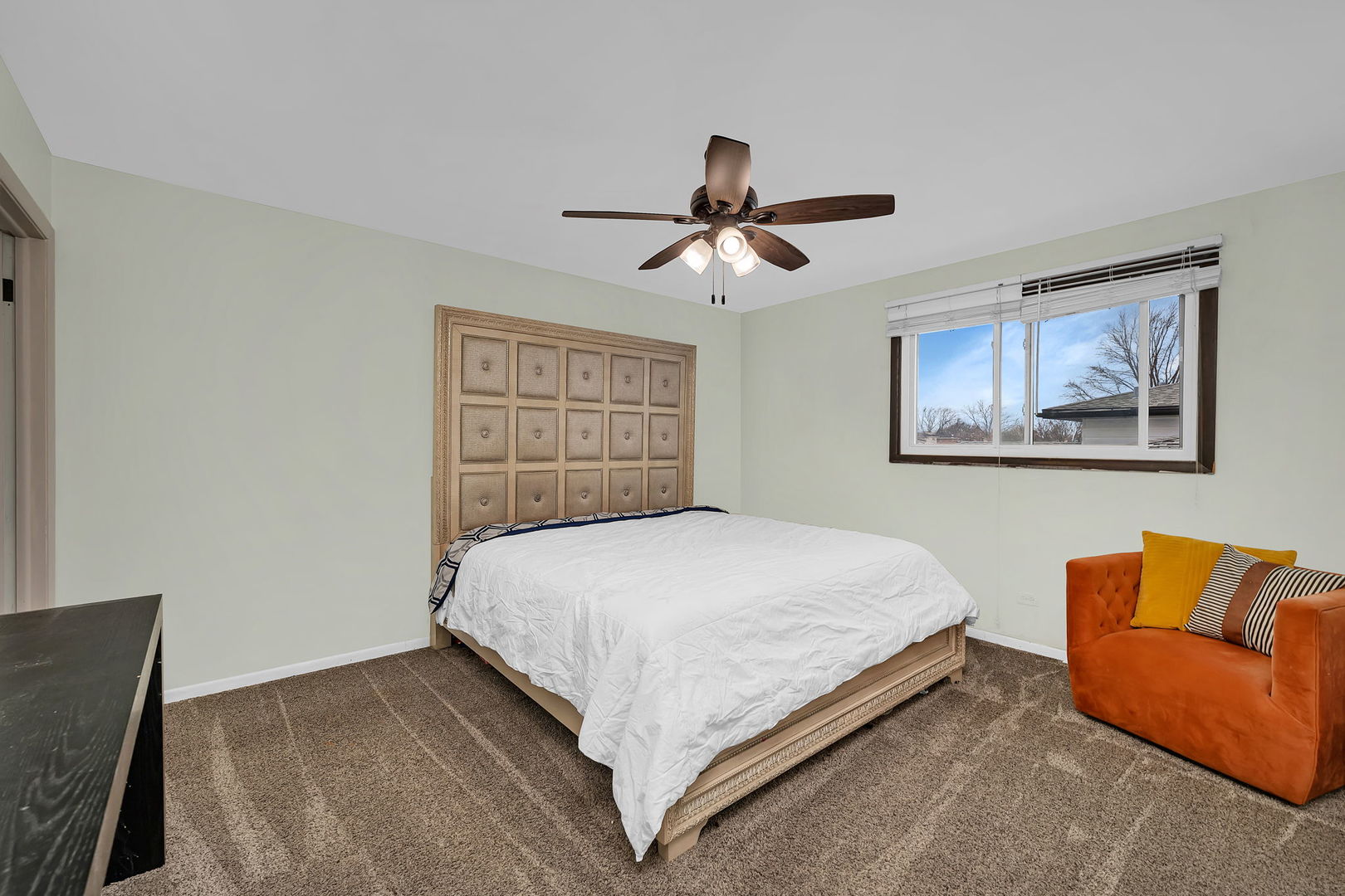 15601 Ridgeland Avenue, Oak Forest, IL 60452