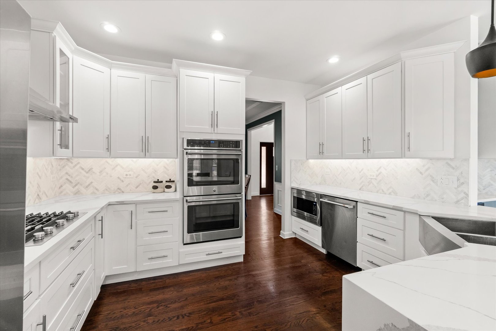 3412 Falkner Drive, Naperville, IL 60564