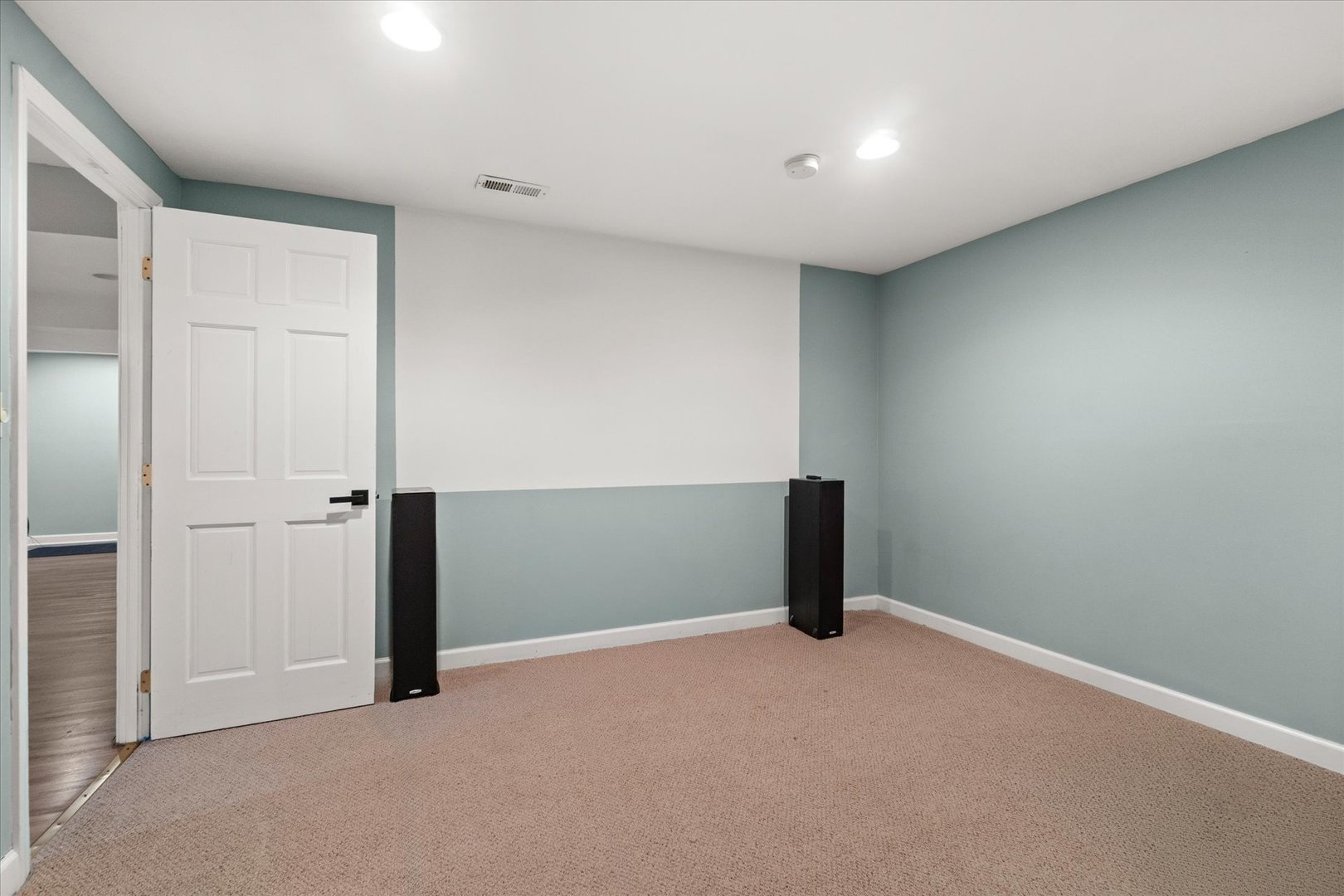 3412 Falkner Drive, Naperville, IL 60564