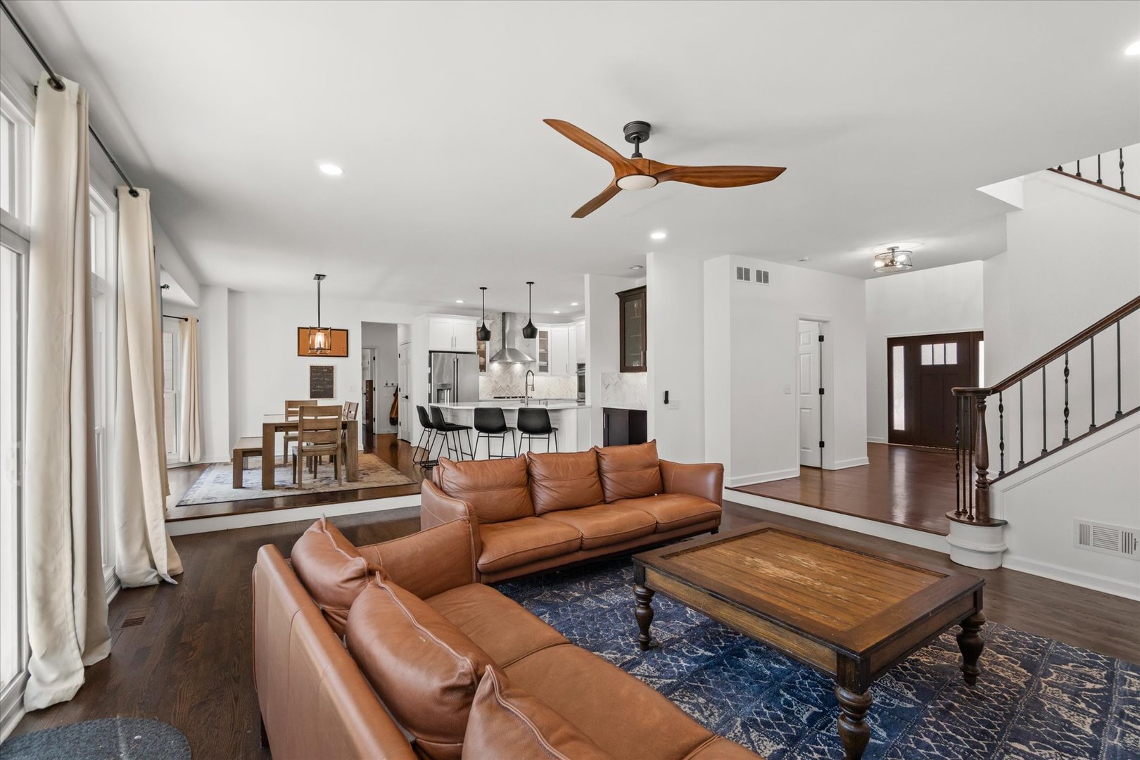 3412 Falkner Drive, Naperville, IL 60564