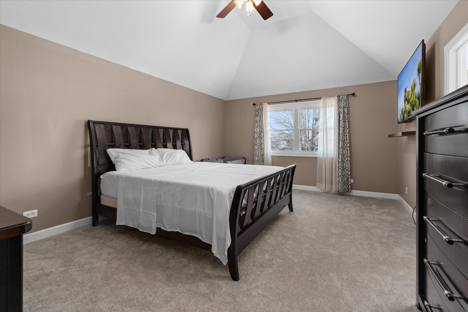 3412 Falkner Drive, Naperville, IL 60564