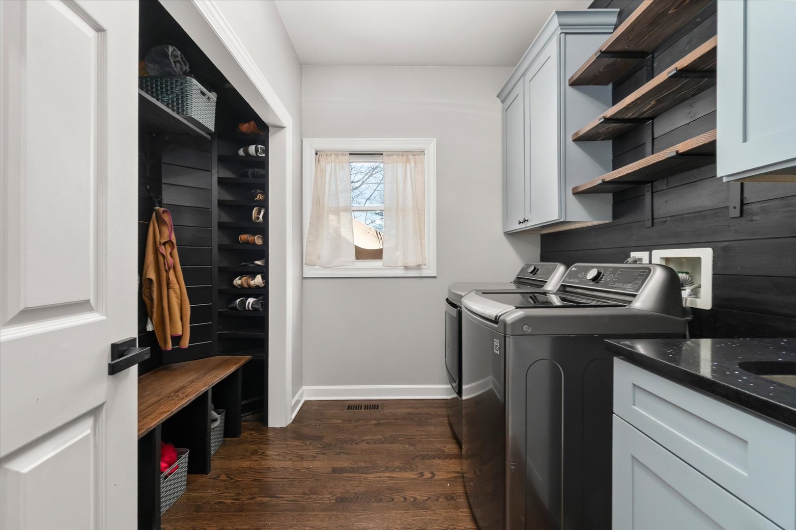 3412 Falkner Drive, Naperville, IL 60564