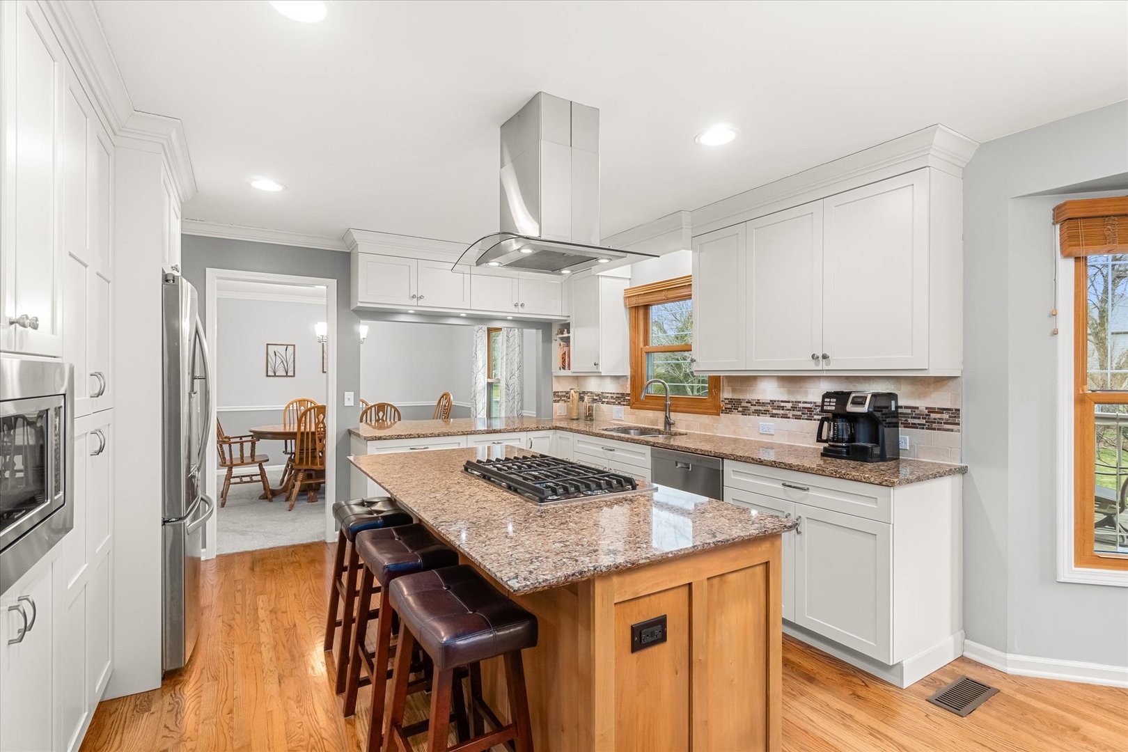 1211 Conan Doyle Road, Naperville, IL 60564