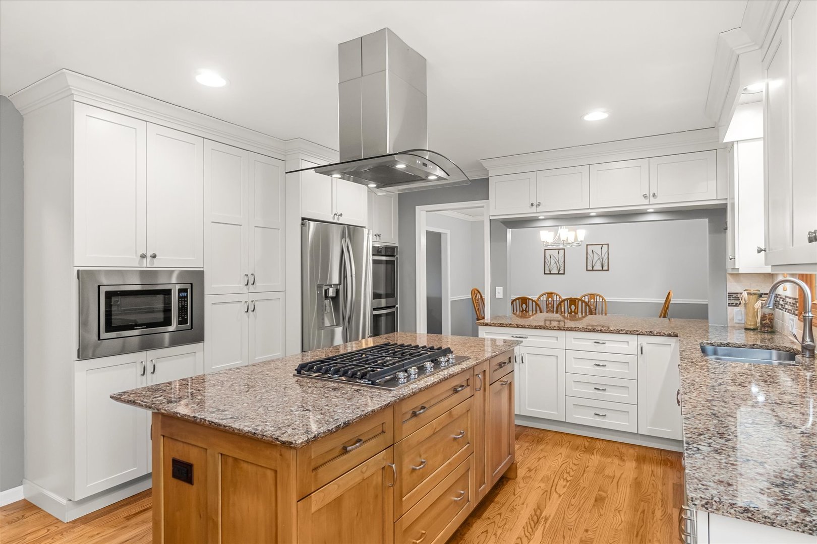 1211 Conan Doyle Road, Naperville, IL 60564