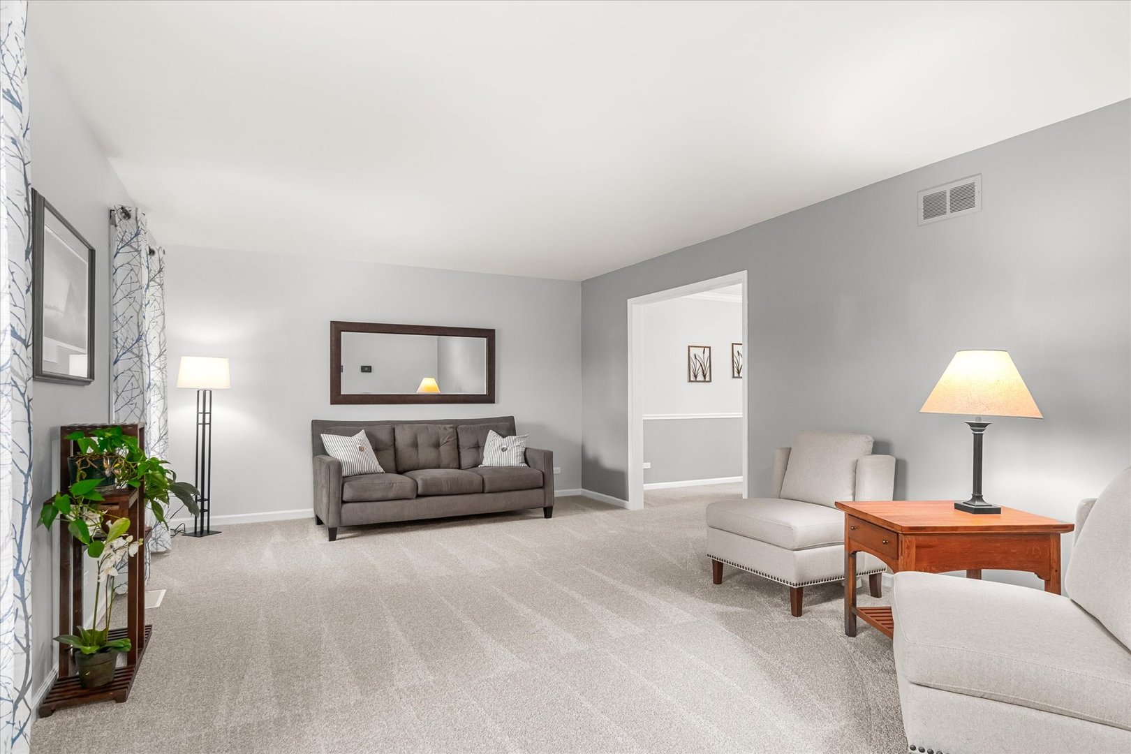 1211 Conan Doyle Road, Naperville, IL 60564