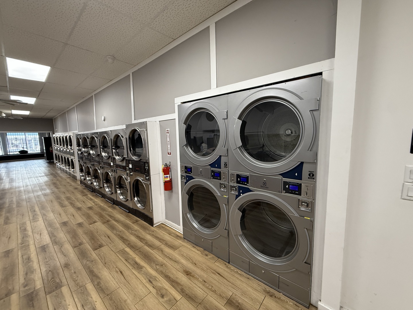 10106 S Ewing Avenue, Chicago, IL 60617