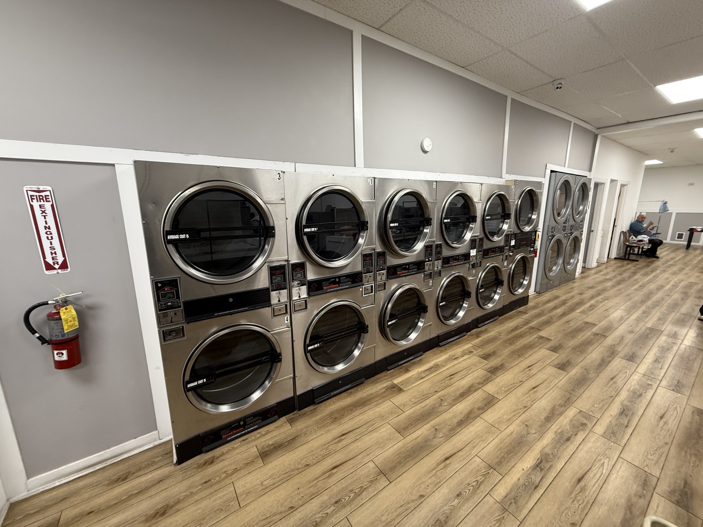 10106 S Ewing Avenue, Chicago, IL 60617