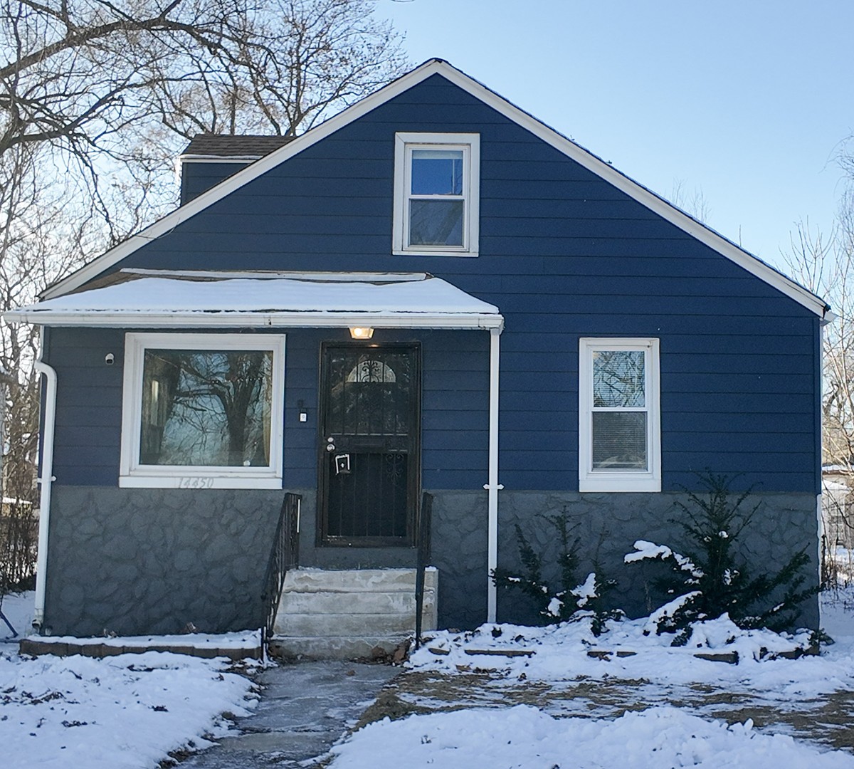 14450 S Sangamon Street, Harvey, IL 60426