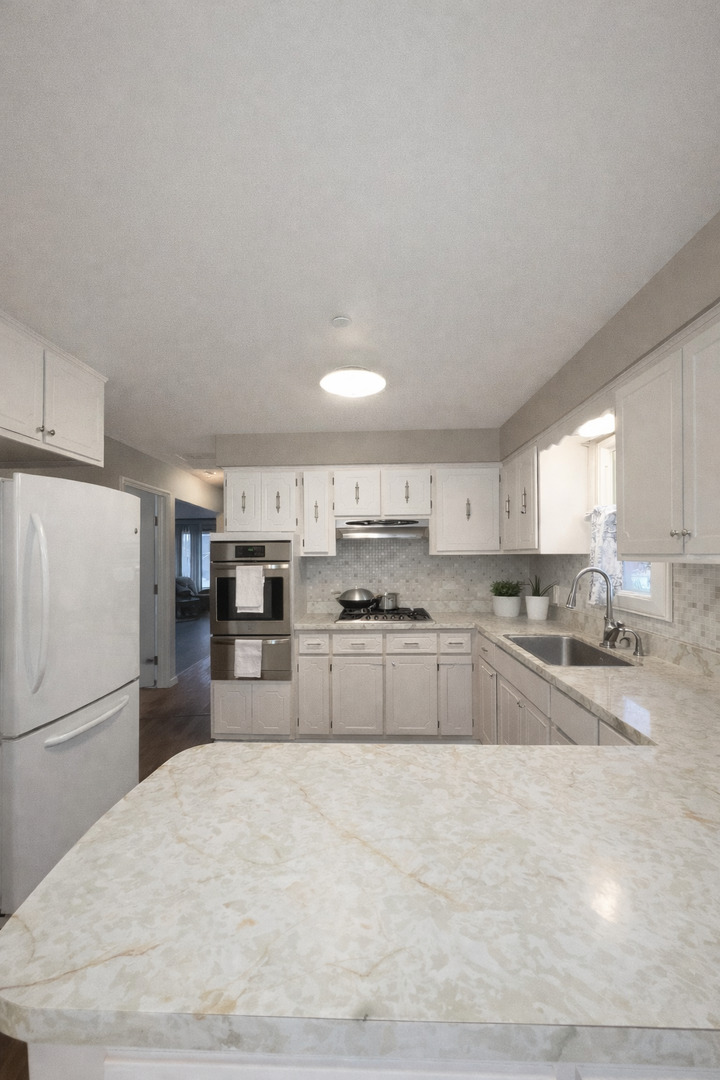 7332 Beloit Avenue, Bridgeview, IL 60455