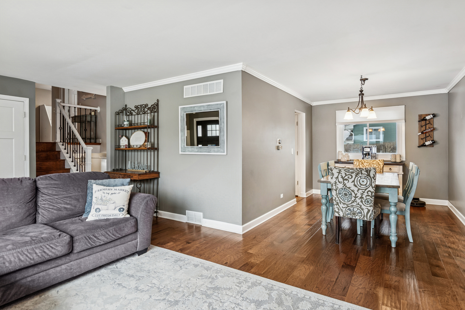 5S715 Park Meadow Drive, Naperville, IL 60540