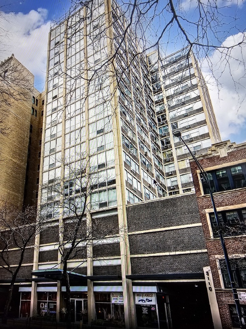 3110 N Sheridan Road, Chicago, IL 60657