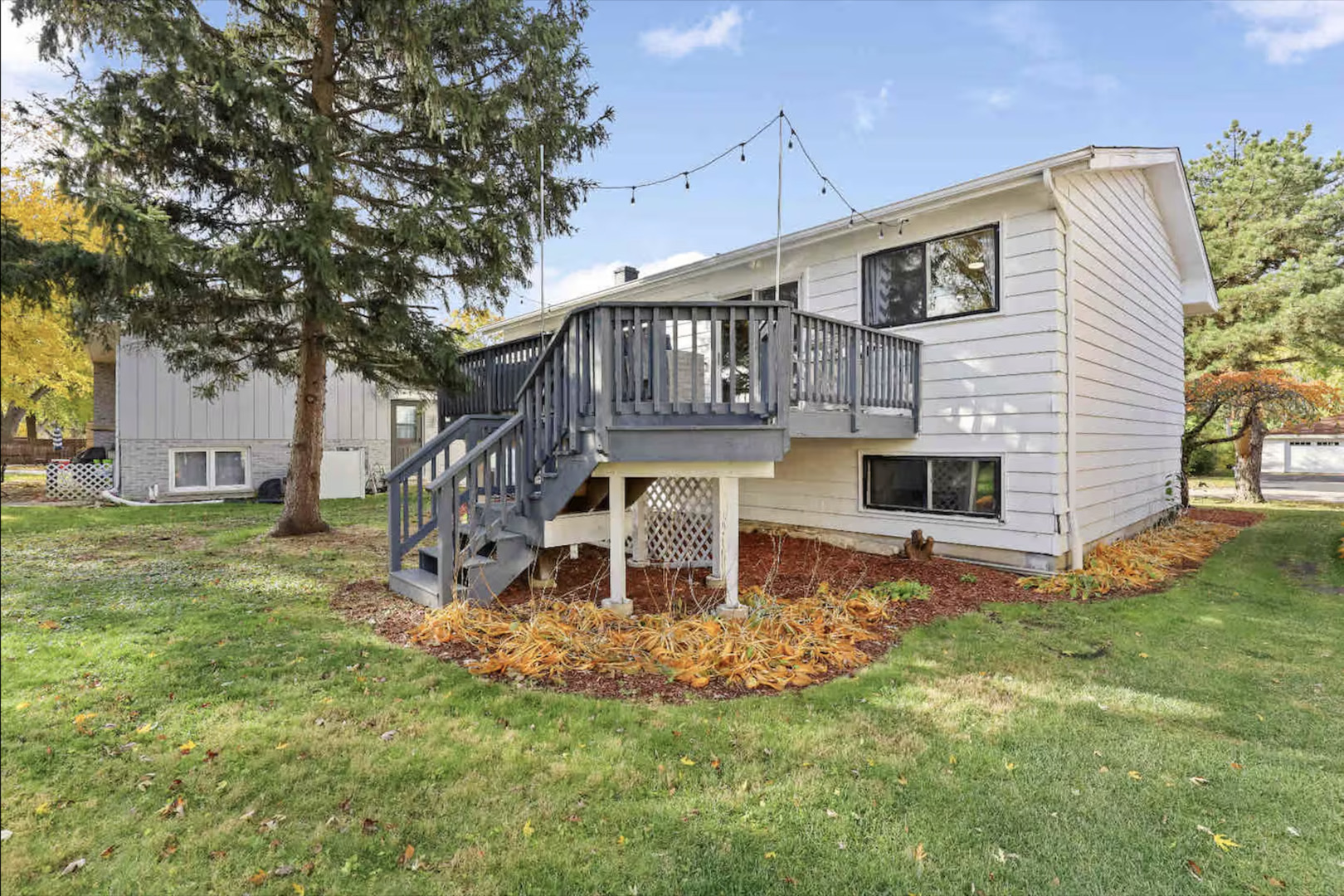 185 Ott Avenue, Glen Ellyn, IL 60137