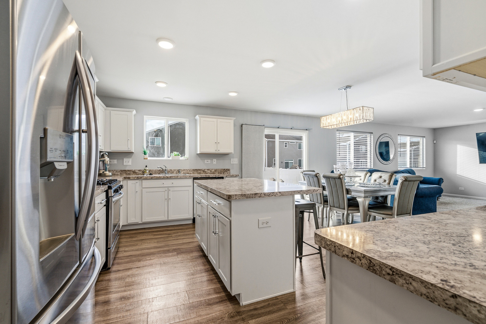 434 S Stonebrook Drive, Romeoville, IL 60446