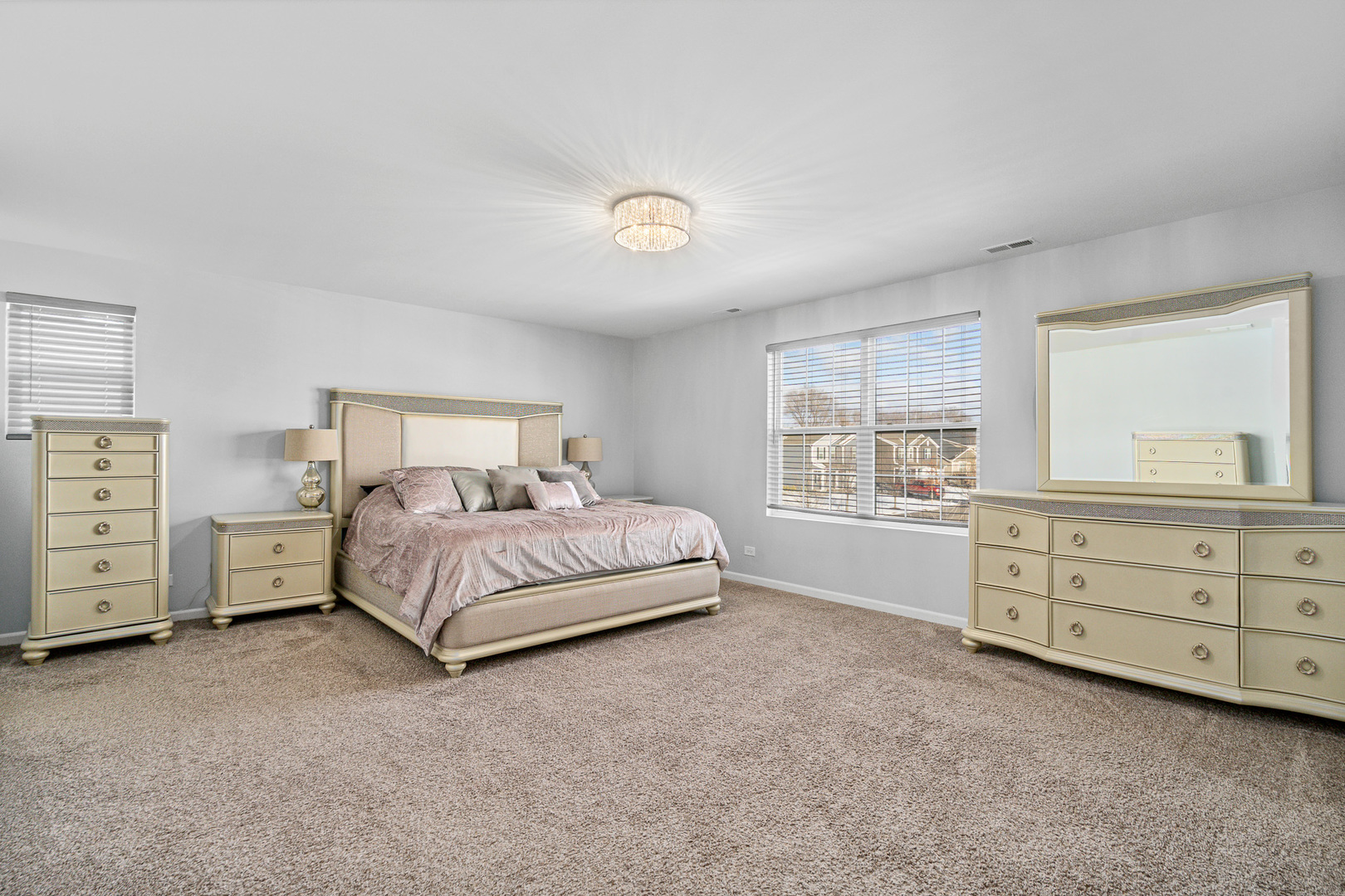 434 S Stonebrook Drive, Romeoville, IL 60446