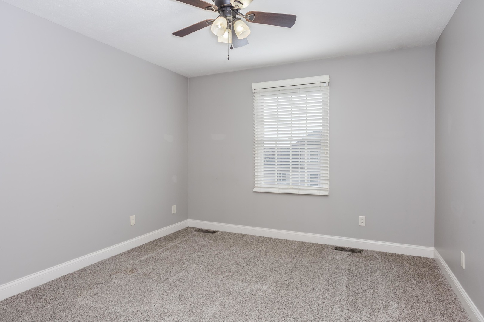 2807 Vrooman Court, Bloomington, IL 61704