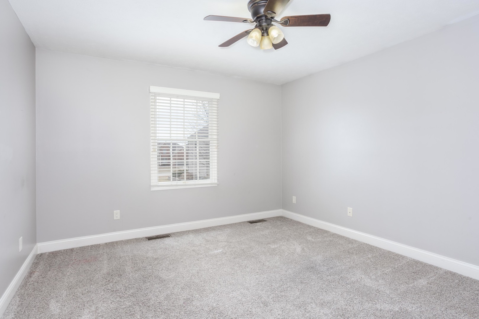 2807 Vrooman Court, Bloomington, IL 61704