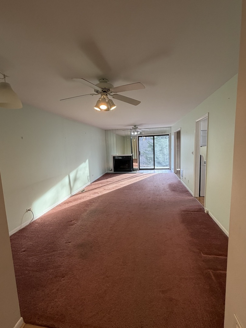 1S055 Spring Road #1C, Oakbrook Terrace, IL 60181