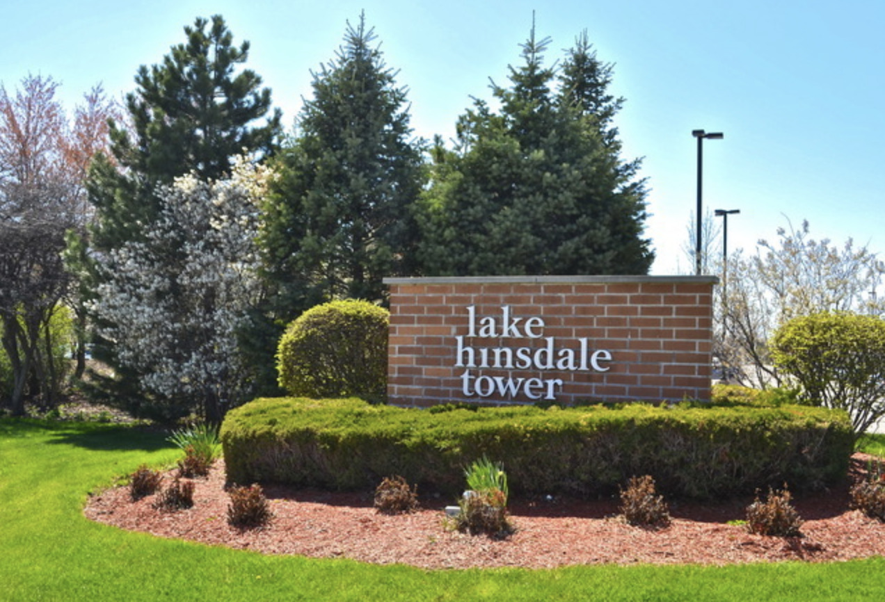 6340 Americana Drive #903, Willowbrook, IL 60527