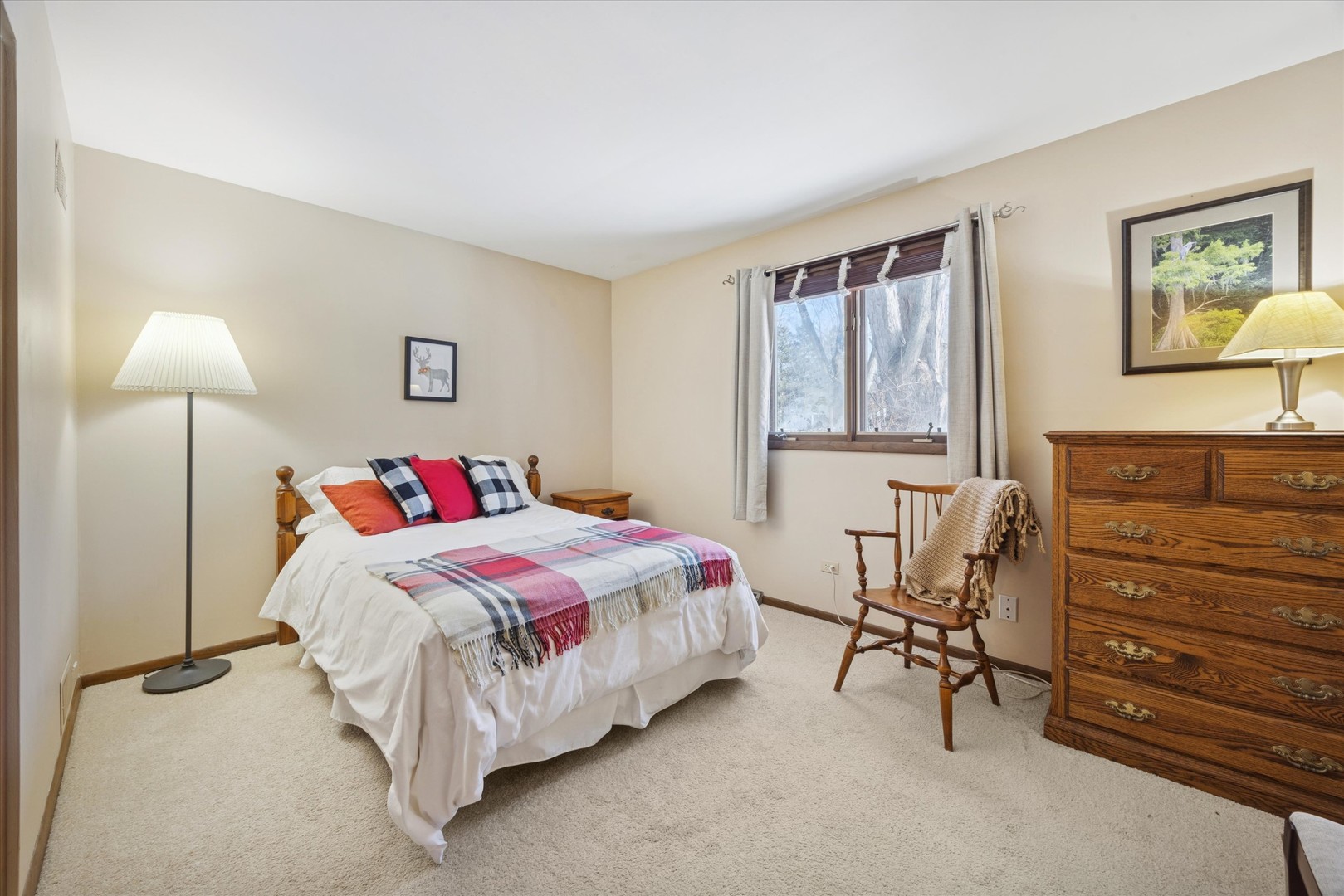 1607 Stoddard Avenue, Wheaton, IL 60187