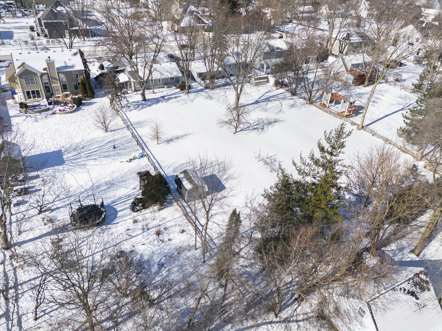 1607 Stoddard Avenue, Wheaton, IL 60187