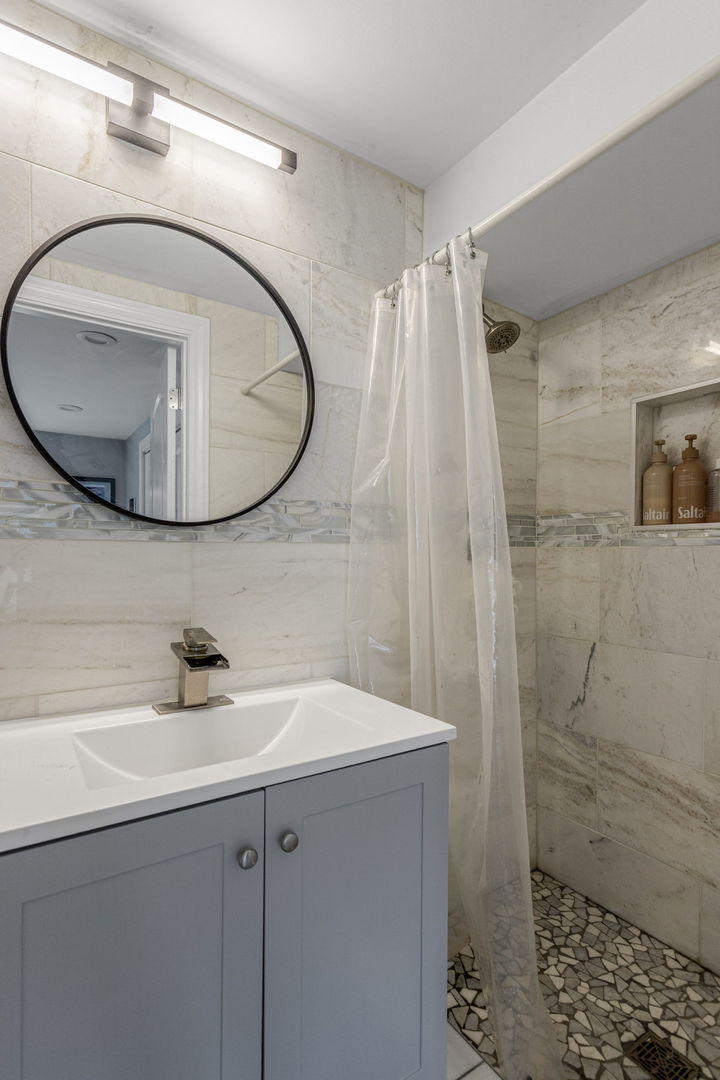 411 Provence Court, Lisle, IL 60532