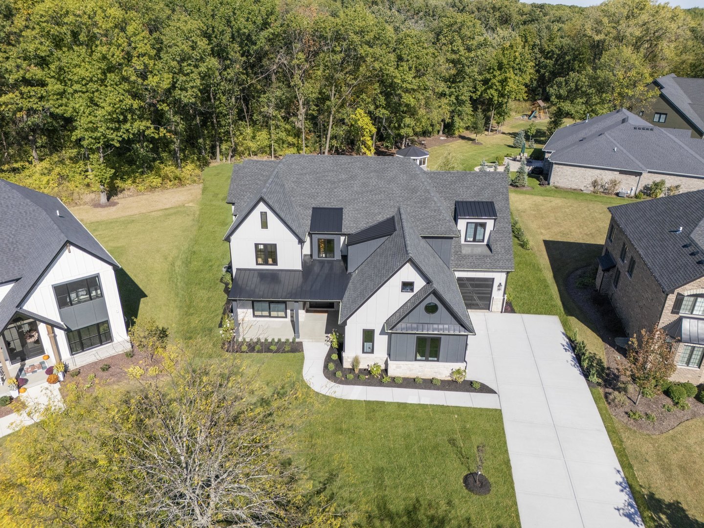 1504 Linden Circle, Lemont, IL 60439