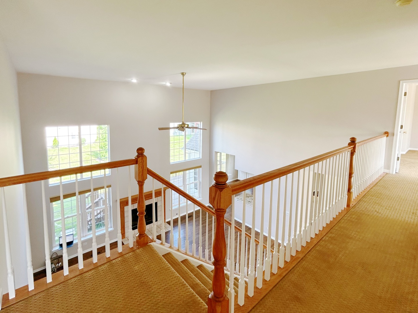 3 Barton Creek Court, Lake In The Hills, IL 60156