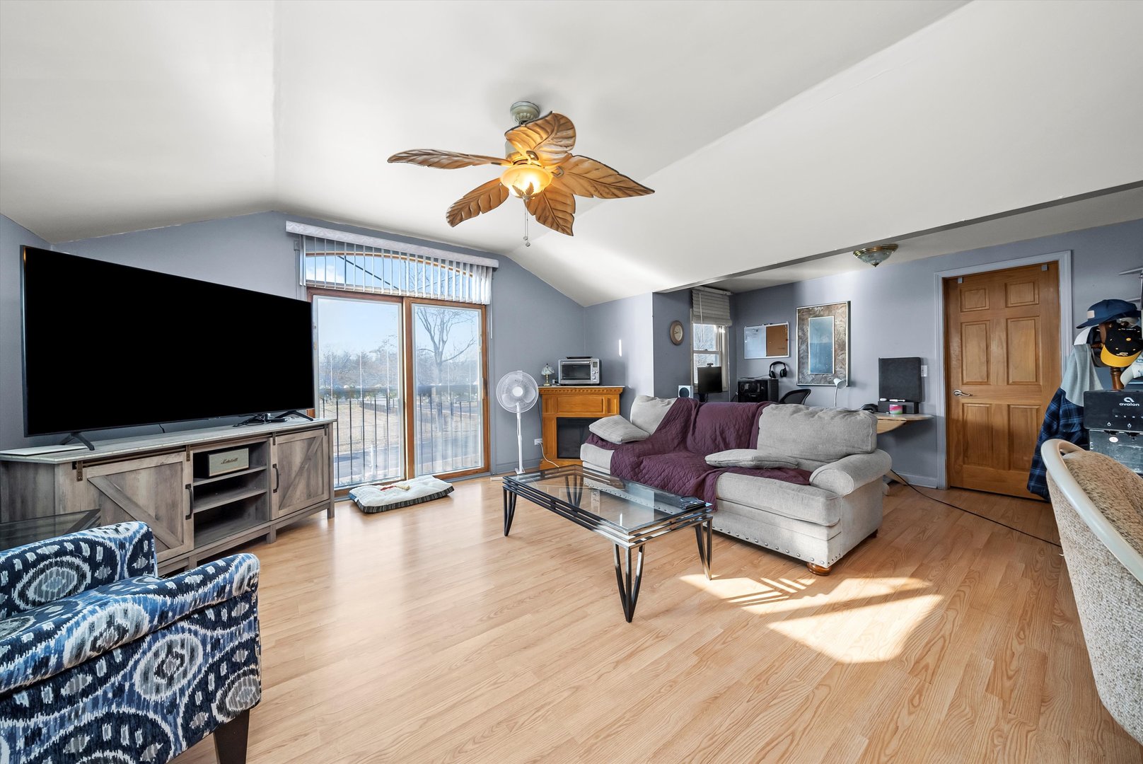 1153 S Church Avenue, Lombard, IL 60148