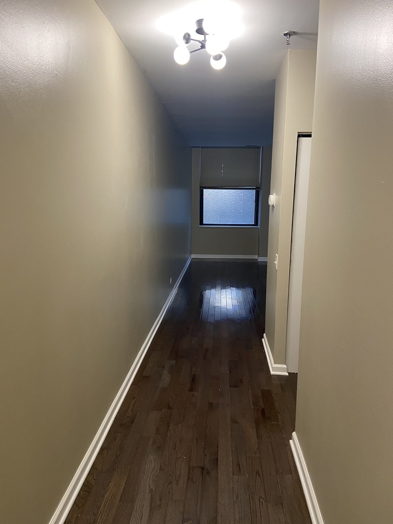 740 S Federal Street #404, Chicago, IL 60605