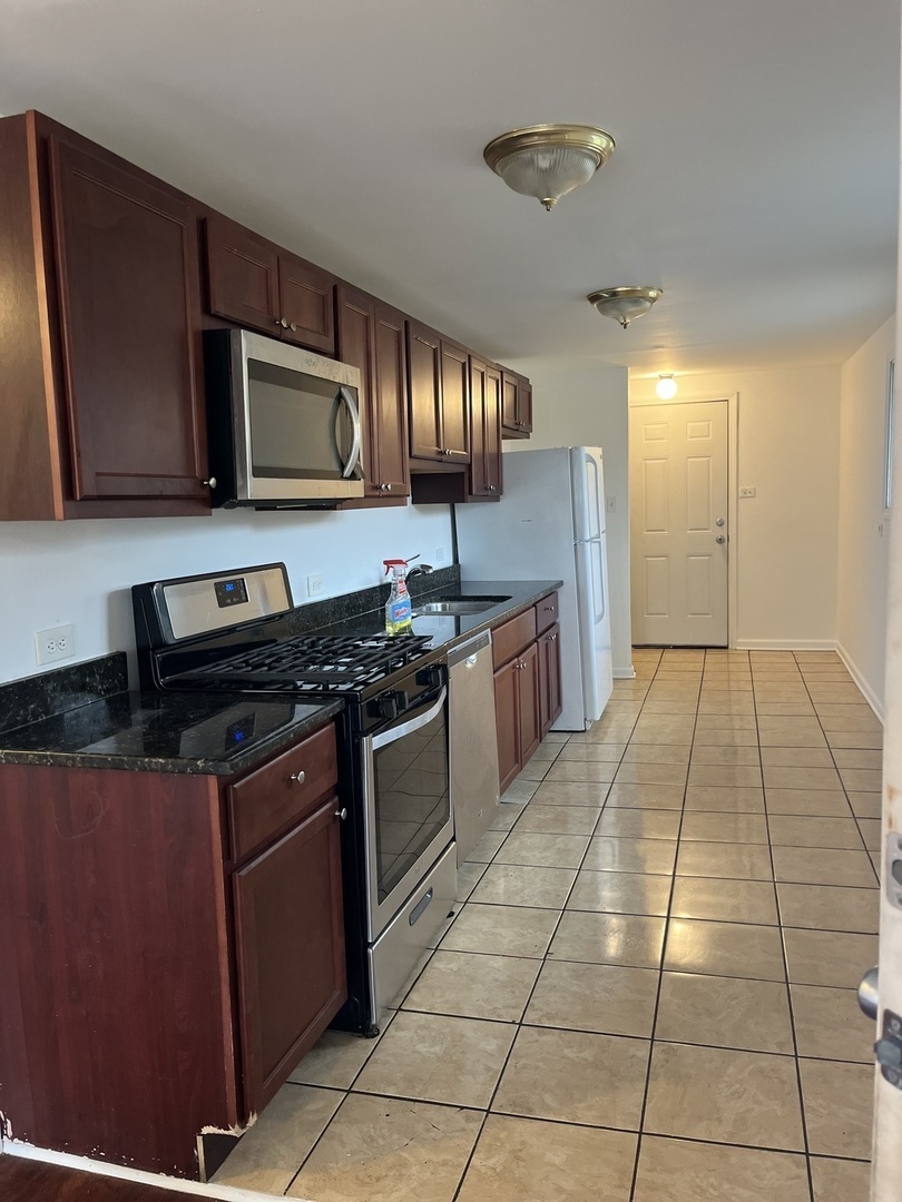 16226 Ashland Avenue, Markham, IL 60428