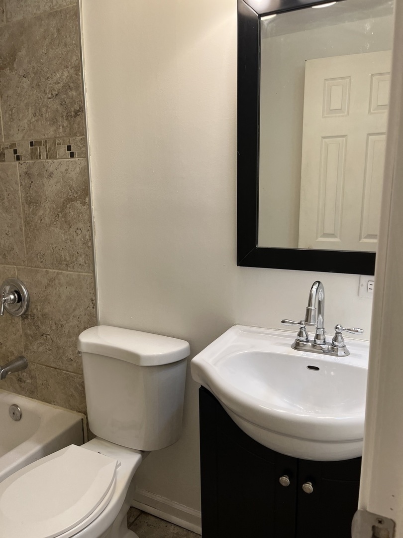 16226 Ashland Avenue, Markham, IL 60428