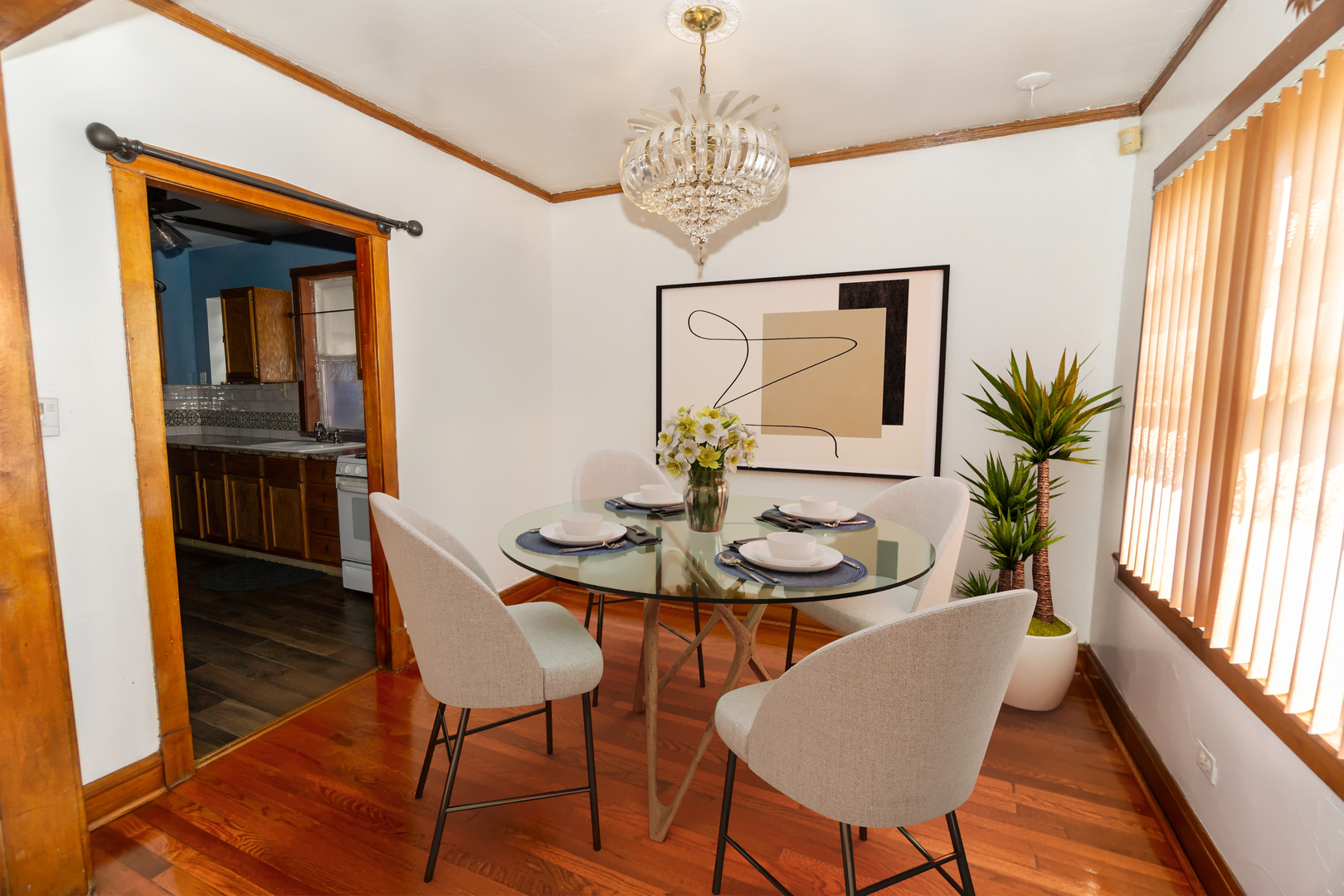 4440 W Iowa Street, Chicago, IL 60651