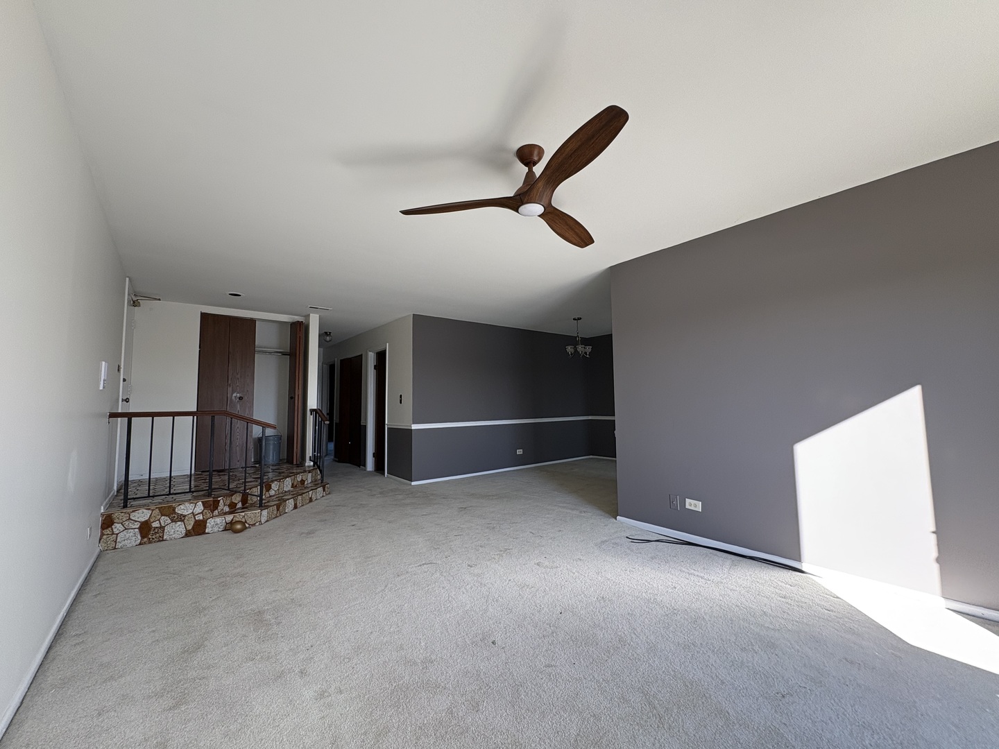 372 Springlake Lane #C, Aurora, IL 60504