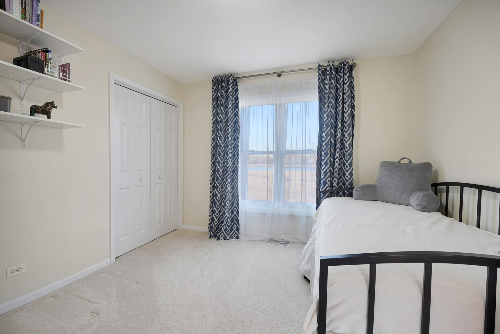 3135 Wild Meadow Lane, Aurora, IL 60504