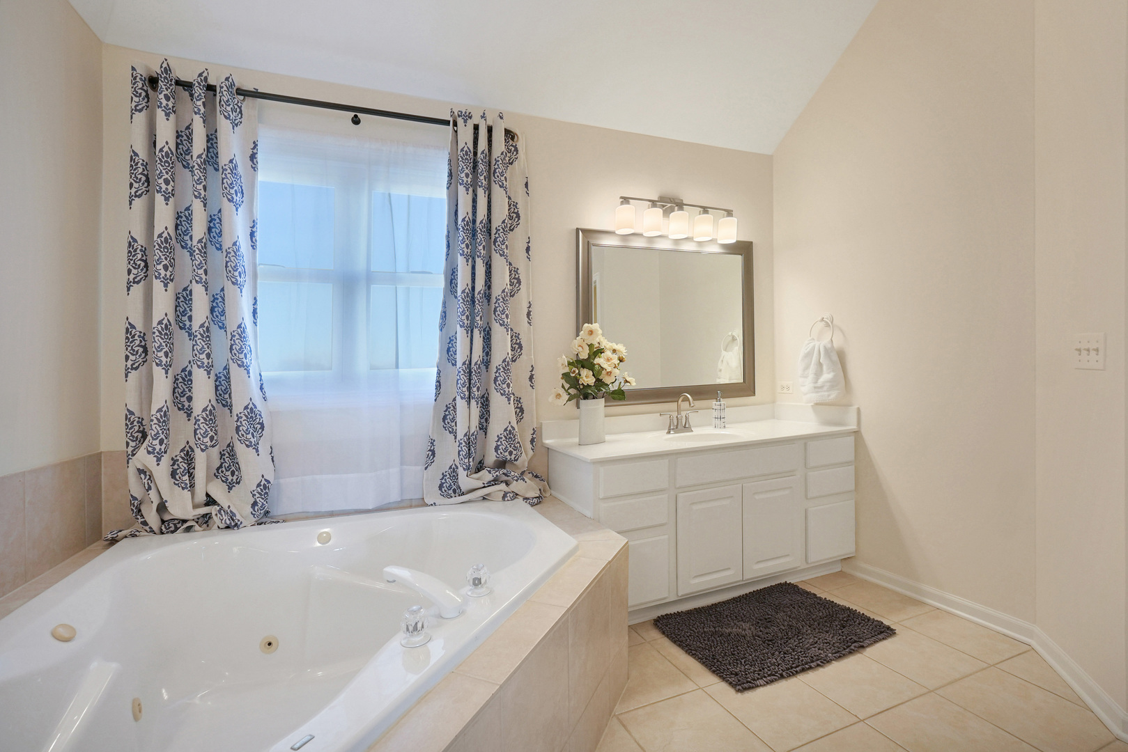 3135 Wild Meadow Lane, Aurora, IL 60504