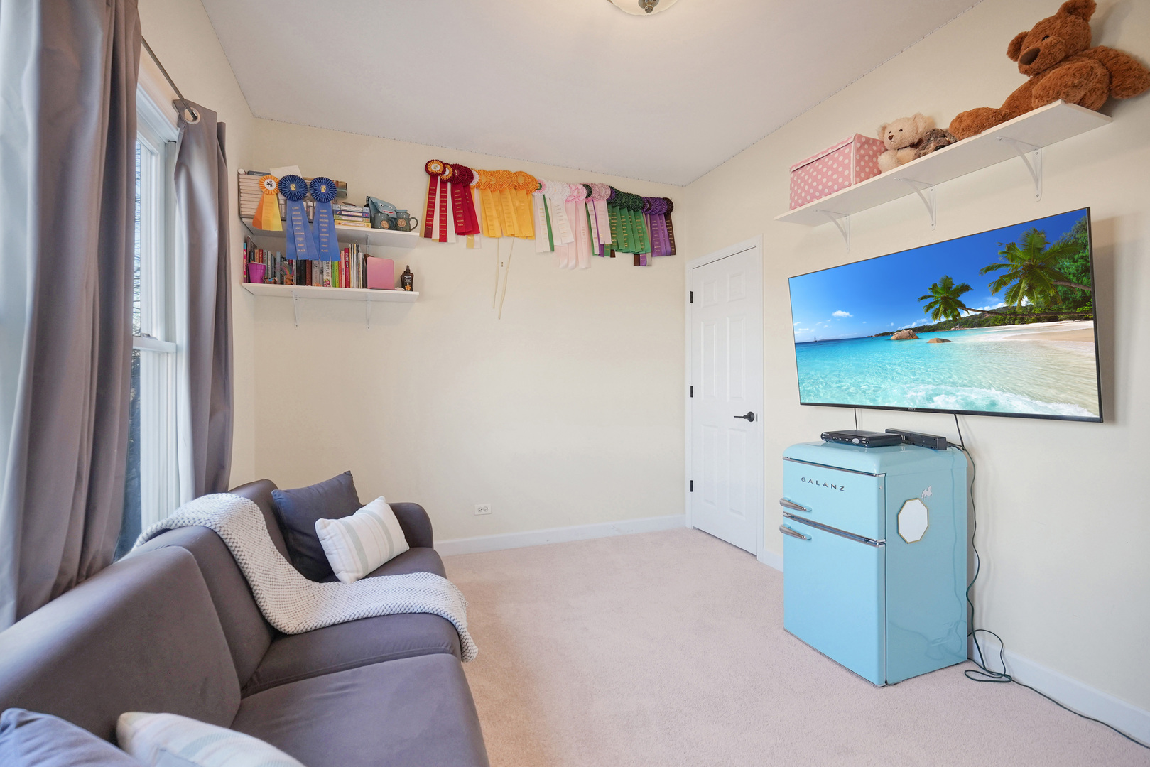 3135 Wild Meadow Lane, Aurora, IL 60504